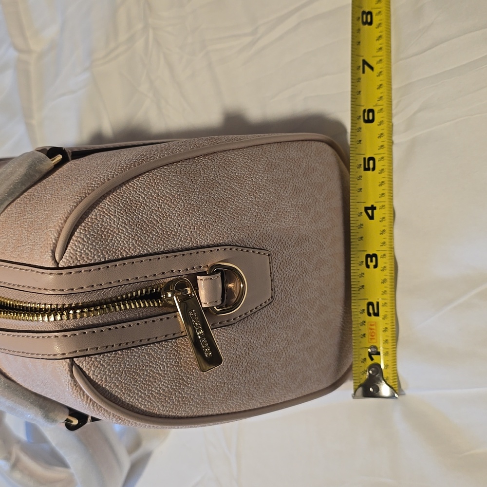 NWT Michael Kors light powder blush Medium Duffle bag purse satchel  💗 MK - Picture 3 of 9